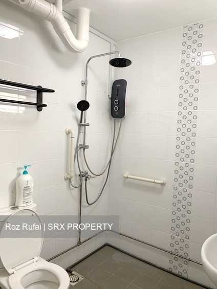 Blk 216 Tampines Street 23 (Tampines), HDB 5 Rooms #220685341